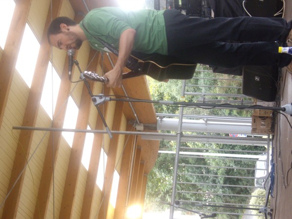 Aingeru kantautorea-artix09.jpg