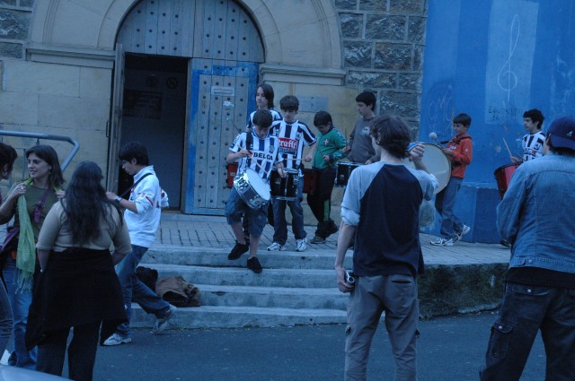 Kalejiramusikatua2008 (4).jpg