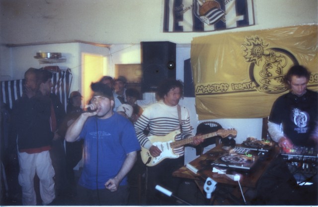 HERNANI MOLOTOFF FESTA Zikuñaga Lokala 9.jpg