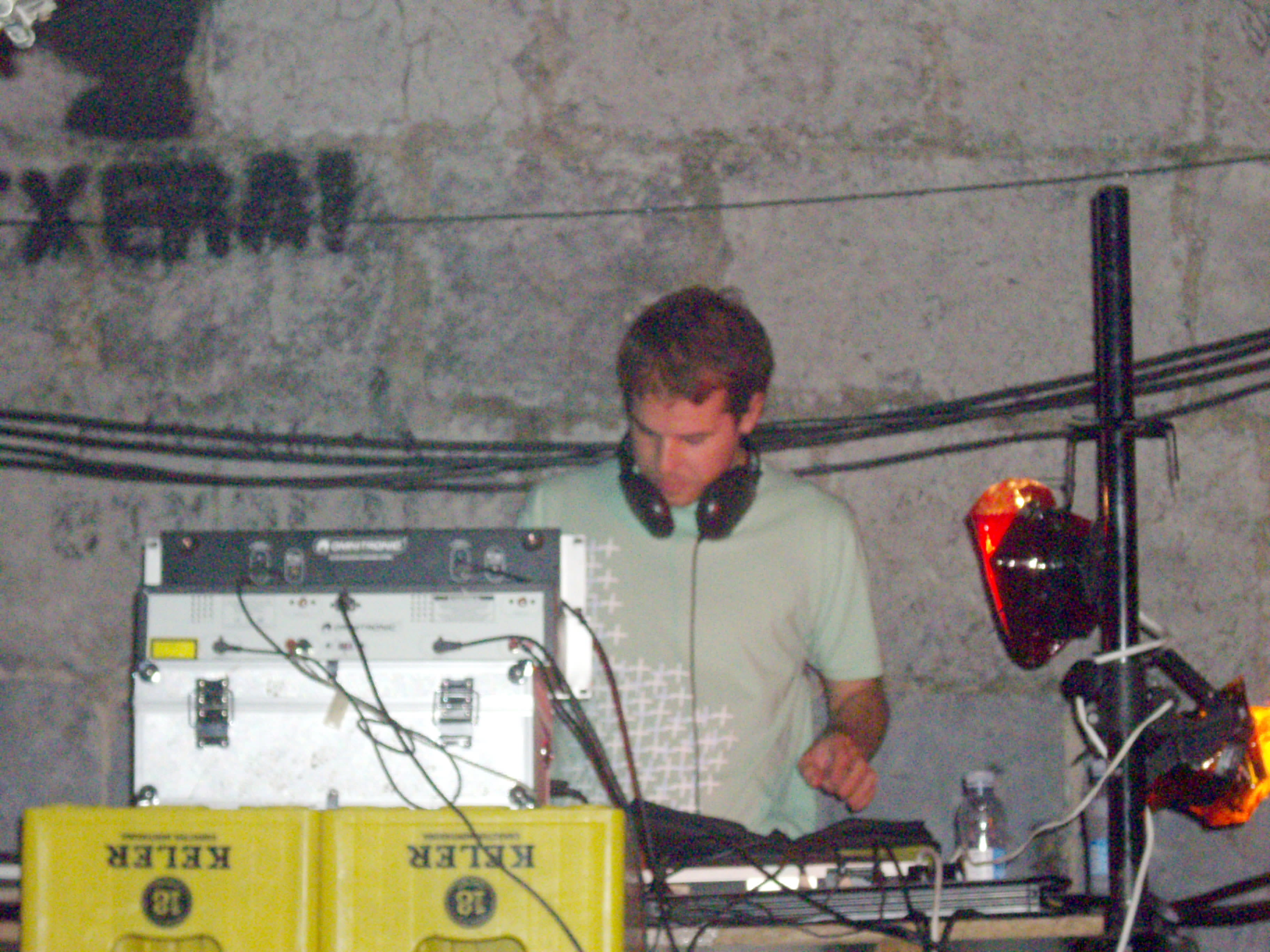 blue eye txosnan.jpg